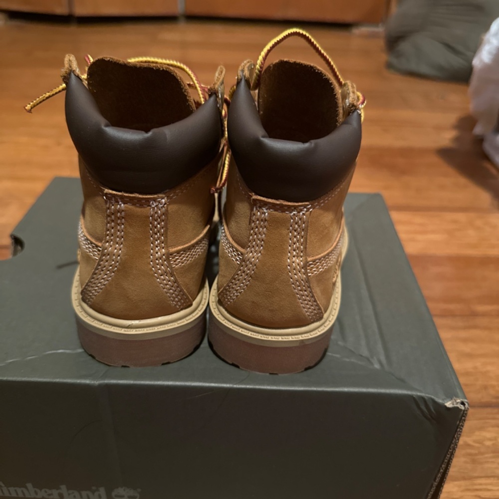 Timberlands - Picture 2 of 4